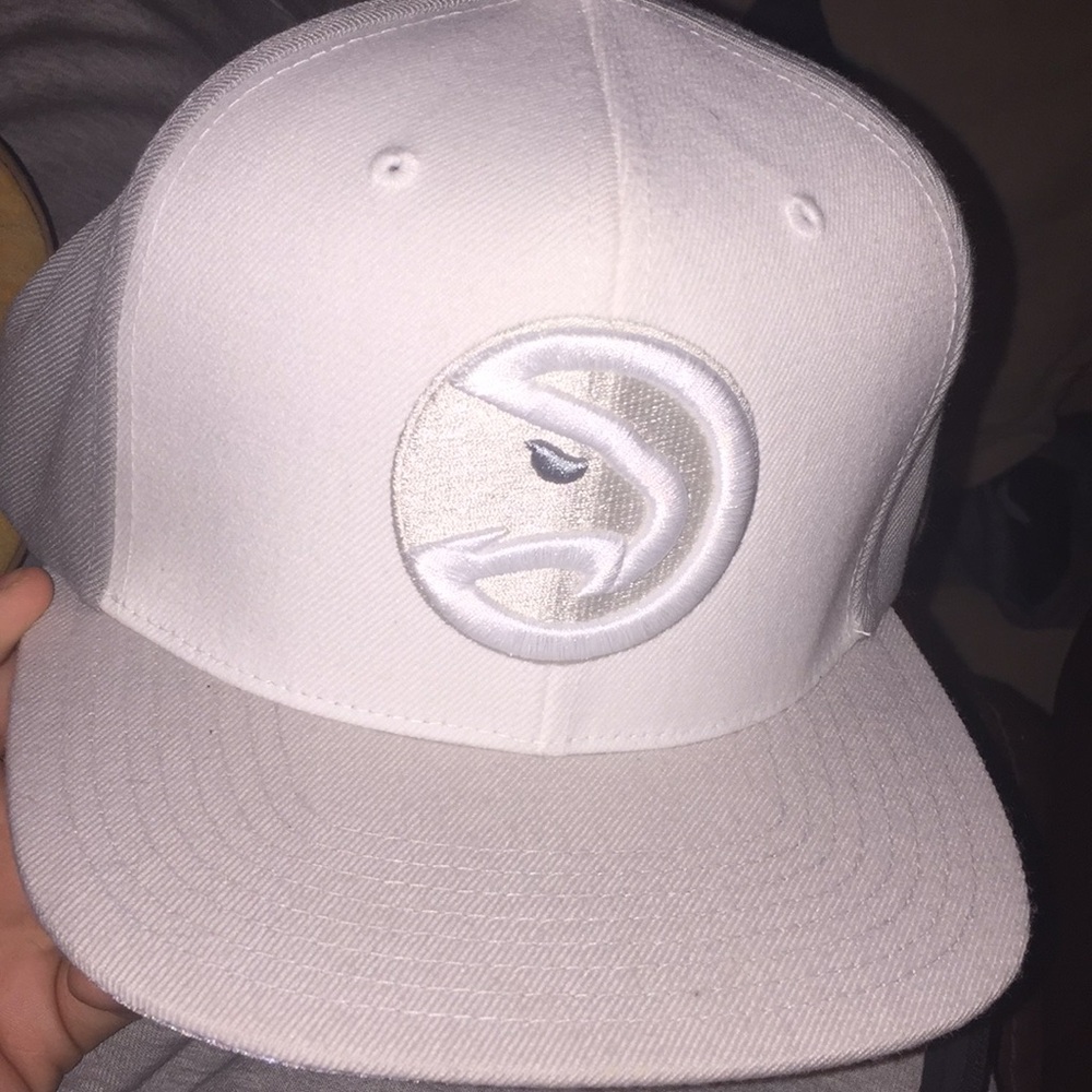 atlanta hawks snapback hat